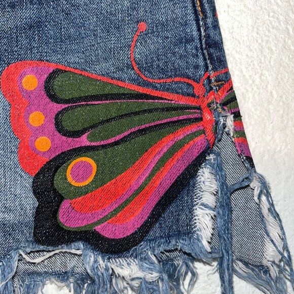 Women's We the Free Blue Fields of Sun Butterfly Printed Cutoff Denim Shorts 26 - Picture 11 of 13